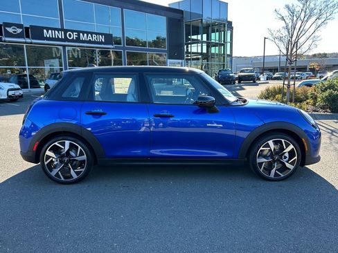 New 2026 MINI Cooper 4-Door Hardtop image 6