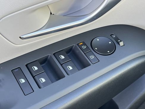 New 2026 Hyundai Tucson SE image 13