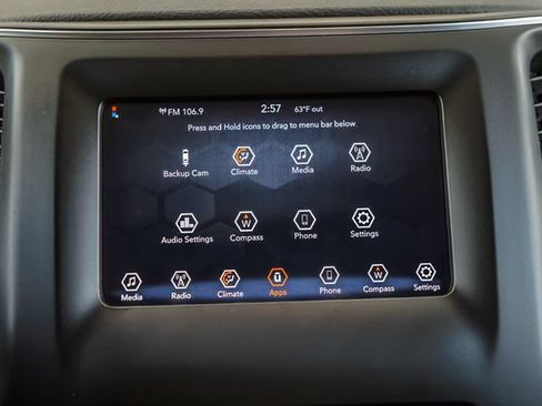 Used 2019 Jeep Cherokee Latitude Plus FWD image 21