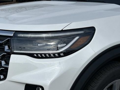 New 2026 Ford Explorer Platinum RWD image 9
