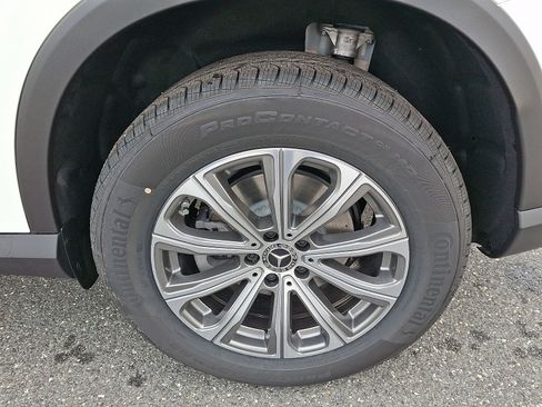 Used 2026 Mercedes-Benz GLC 300 4MATIC image 5