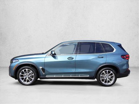 Certified 2026 BMW X5 xDrive40i AWD/4WD image 9