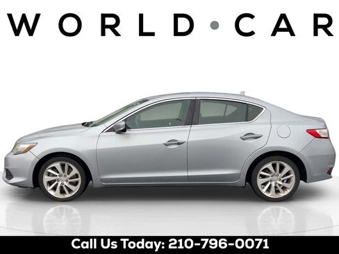Used 2017 Acura ILX FWD image 4