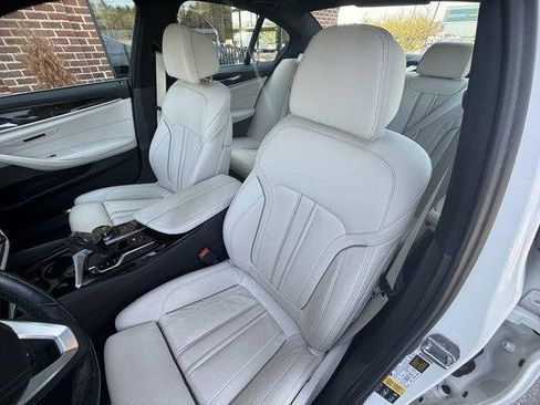 Used 2019 BMW 540i xDrive AWD/4WD image 18