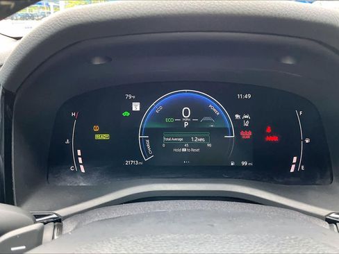 Used 2025 Toyota Camry SE w/ Convenience Package FWD image 25