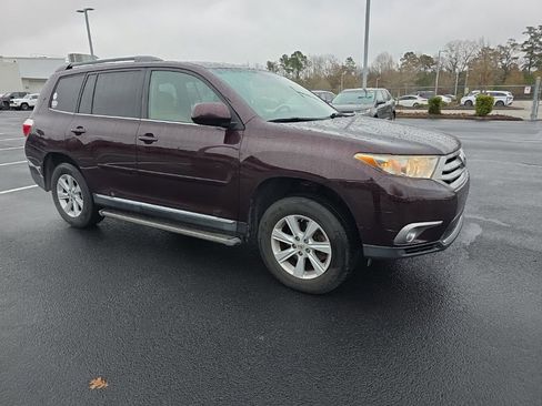 Used 2012 Toyota Highlander FWD image 13