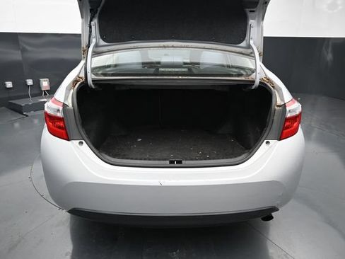 Used 2014 Toyota Corolla LE FWD image 9