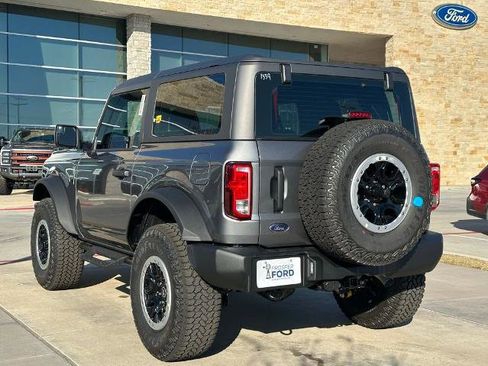 New 2025 Ford Bronco Base w/ Sasquatch Package image 9