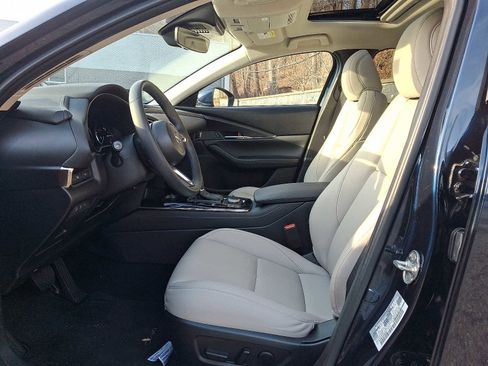 Used 2024 MAZDA CX-30 AWD 2.5 S w/ Preferred Package image 13