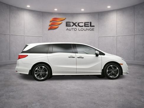 Used 2023 Honda Odyssey Elite image 42