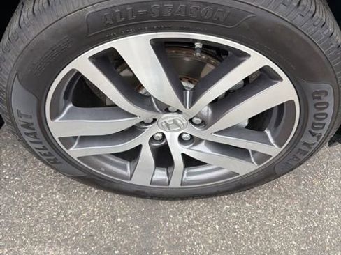 Used 2017 Honda Pilot Elite image 7