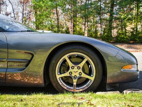 Used 2003 Chevrolet Corvette Convertible w/ Preferred Equipment Group1 image 11