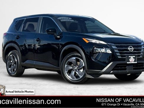 Used 2024 Nissan Rogue SV FWD image 1