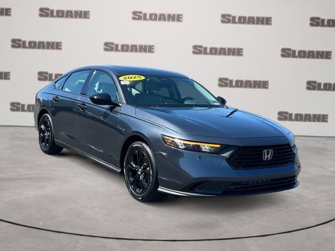 Used 2025 Honda Accord SE image 7