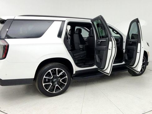 Used 2025 Chevrolet Tahoe RST w/ Comfort Package image 13