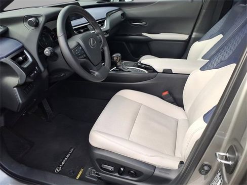 Used 2021 Lexus UX 250h w/ Premium Package image 16