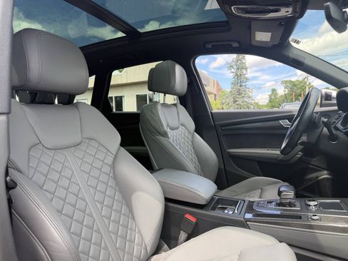 Used 2018 Audi SQ5 Prestige AWD/4WD image 34