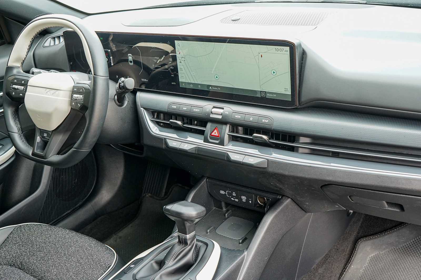 Used 2025 Kia K4 GT-Line w/ GT-Line Sunroof Package FWD image 24