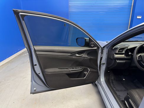 Used 2017 Honda Civic EX image 10