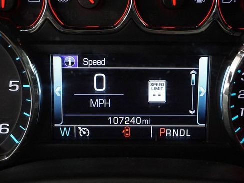 Used 2020 Chevrolet Tahoe LT RWD image 25