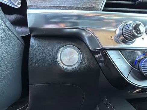 Used 2022 Kia Telluride EX w/ EX Premium Package image 29