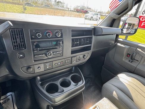 Used 2019 Chevrolet Express 3500 Extended w/ Driver Convenience Package image 11