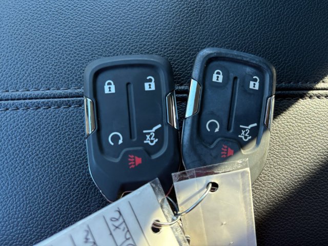 Used 2024 GMC Terrain SLE w/ Driver Convenience Package FWD image 21