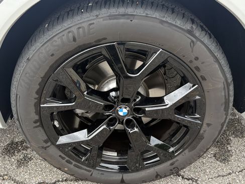 Used 2026 BMW X7 xDrive40i AWD/4WD image 13
