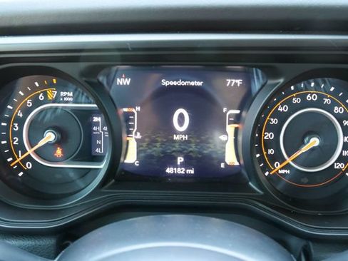 Used 2025 Jeep Gladiator Rubicon AWD/4WD image 30