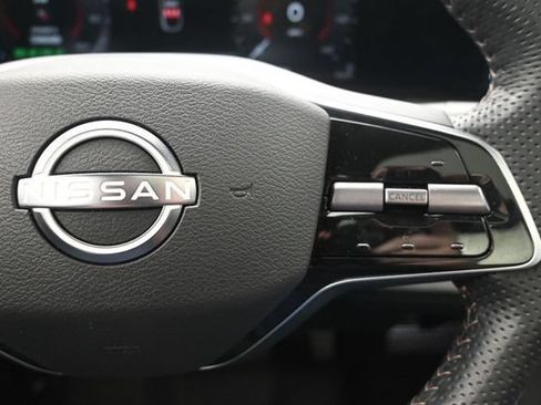 Used 2023 Nissan Ariya AWD image 28