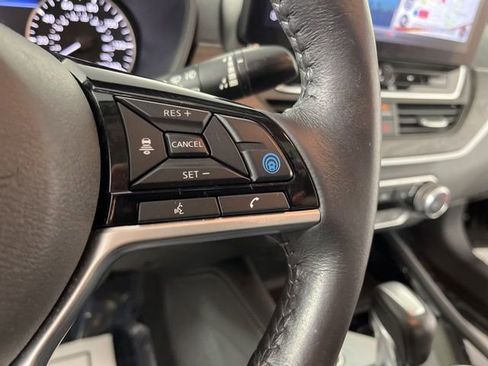 Used 2023 Nissan Altima 2.5 SV w/ SV Premium Package FWD image 23