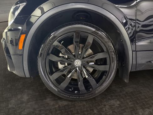 Used 2021 Volkswagen Tiguan SE R-Line w/ 3rd Row Seat Package AWD/4WD image 21