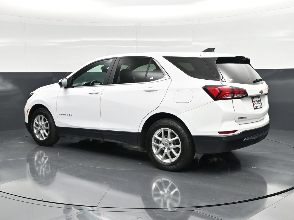 Used 2024 Chevrolet Equinox LT FWD image 7