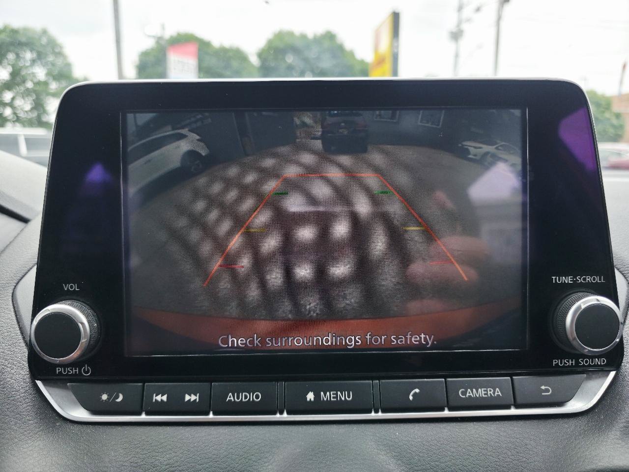 Used 2021 Nissan Sentra SR FWD image 33
