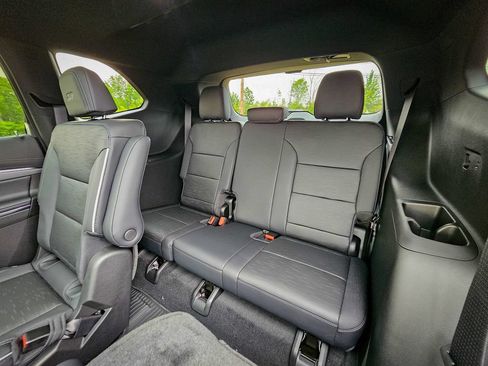 New 2026 Buick Enclave Sport Touring w/ Power Package AWD/4WD image 36