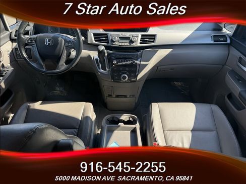 Used 2013 Honda Odyssey Touring image 12