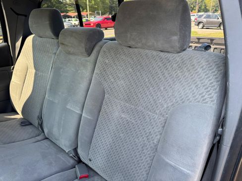 Used 2011 Toyota Tacoma 2WD Double Cab w/ Convenience Pkg image 19