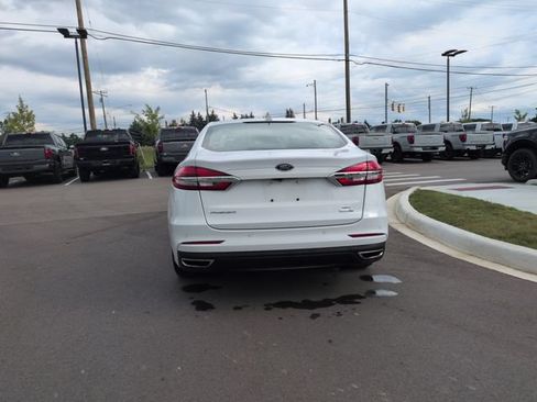 Certified 2020 Ford Fusion SE AWD/4WD image 4