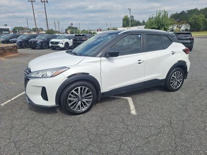 Used 2024 Nissan Kicks SV