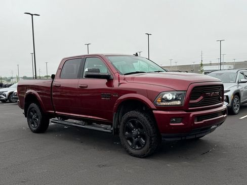 Used 2018 RAM 2500 Laramie w/ Sport Appearance Group AWD/4WD image 3