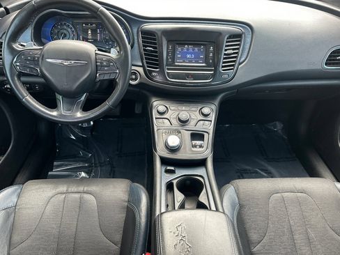 Used 2015 Chrysler 200 S FWD image 13
