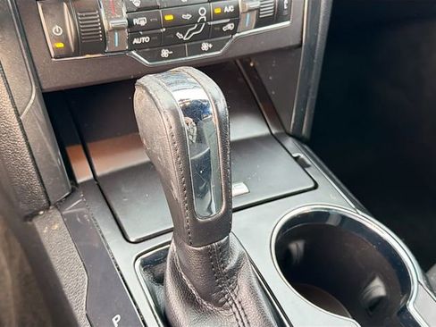 Used 2017 Ford Explorer XLT w/ Equipment Group 201A image 17