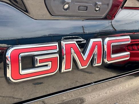 Used 2021 GMC Sierra 1500 Elevation image 29