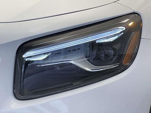 Used 2025 Mercedes-Benz GLB 35 AMG 4MATIC image 15