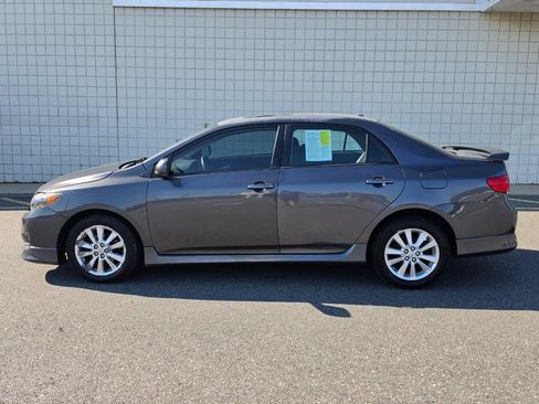 Used 2010 Toyota Corolla FWD image 4