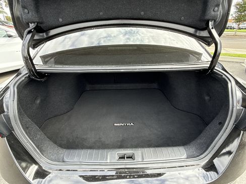 Used 2022 Nissan Sentra SV image 22