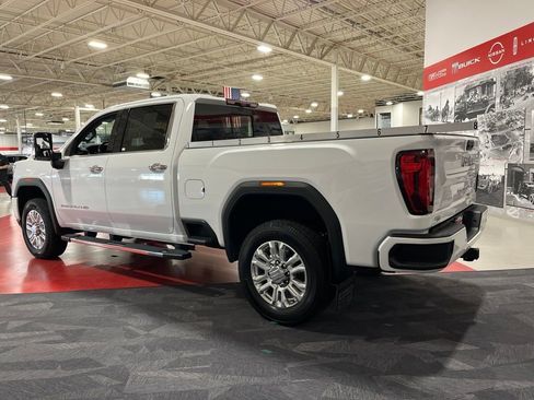 Certified 2021 GMC Sierra 3500 Denali w/ Denali Ultimate Package AWD/4WD image 8