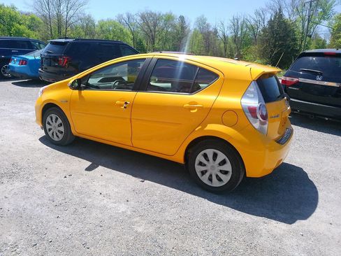 Used 2014 Toyota Prius C Two FWD image 23