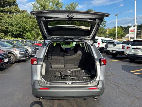 Used 2024 Toyota RAV4 LE AWD/4WD image 13