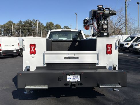 New 2025 Ford F450 XL w/ XL Chrome Package image 21